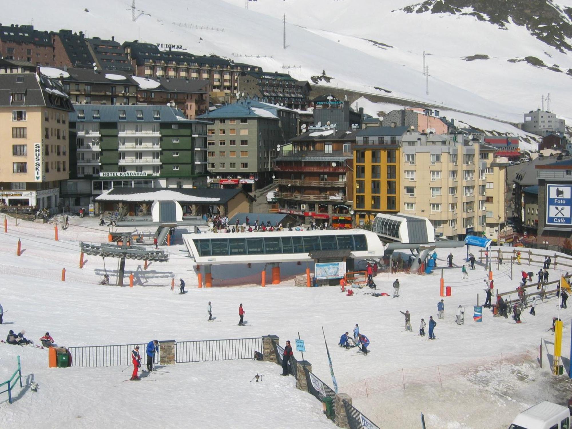 Apartamentos Grifovacances Tres Estrelles Club Pas De La Casa Kültér fotó
